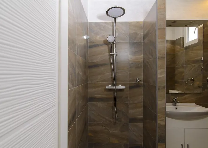 Апартаменти Etta Ciovo Трогір