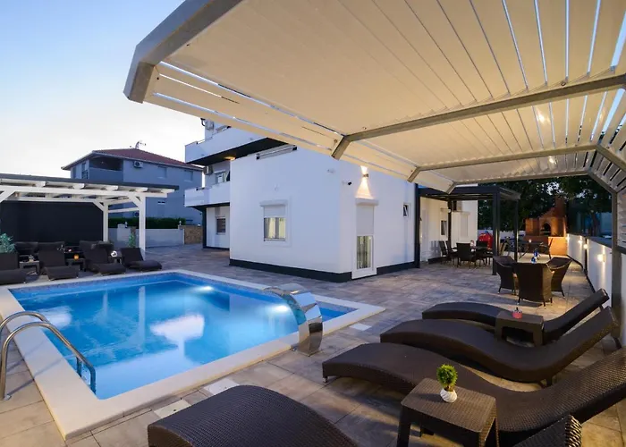 Etta Ciovo Апартаменти