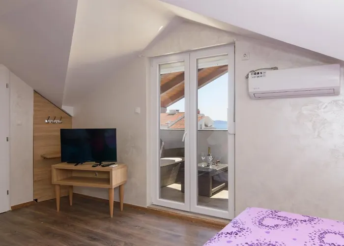 Апартаменти Etta Ciovo