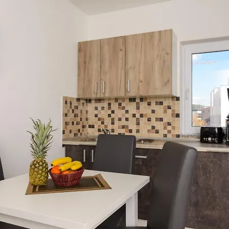 Etta Ciovo Appartement *