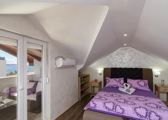 Etta Ciovo 公寓 特罗吉尔